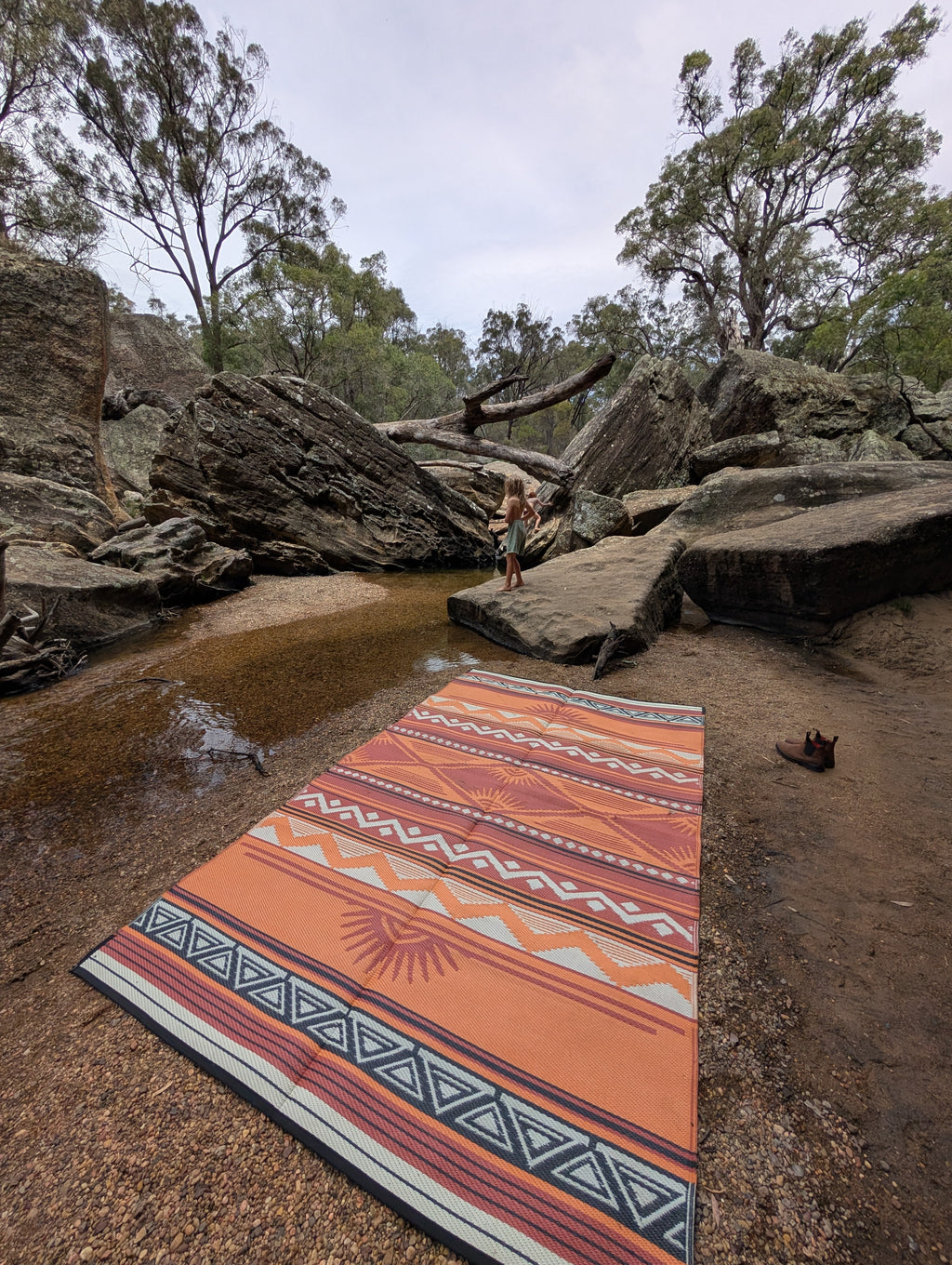 THE NOMAD CAMPING MAT