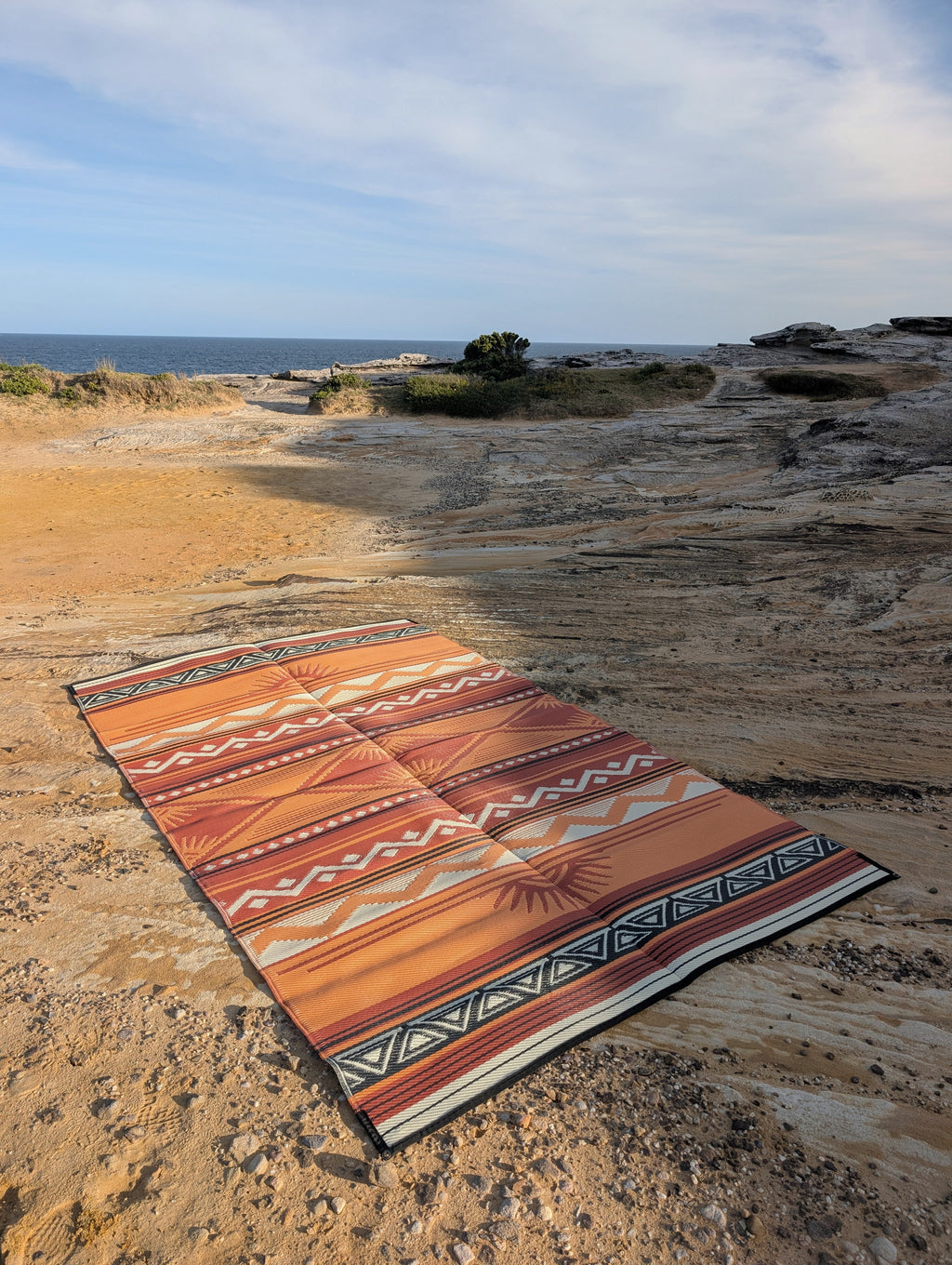 THE NOMAD CAMPING MAT