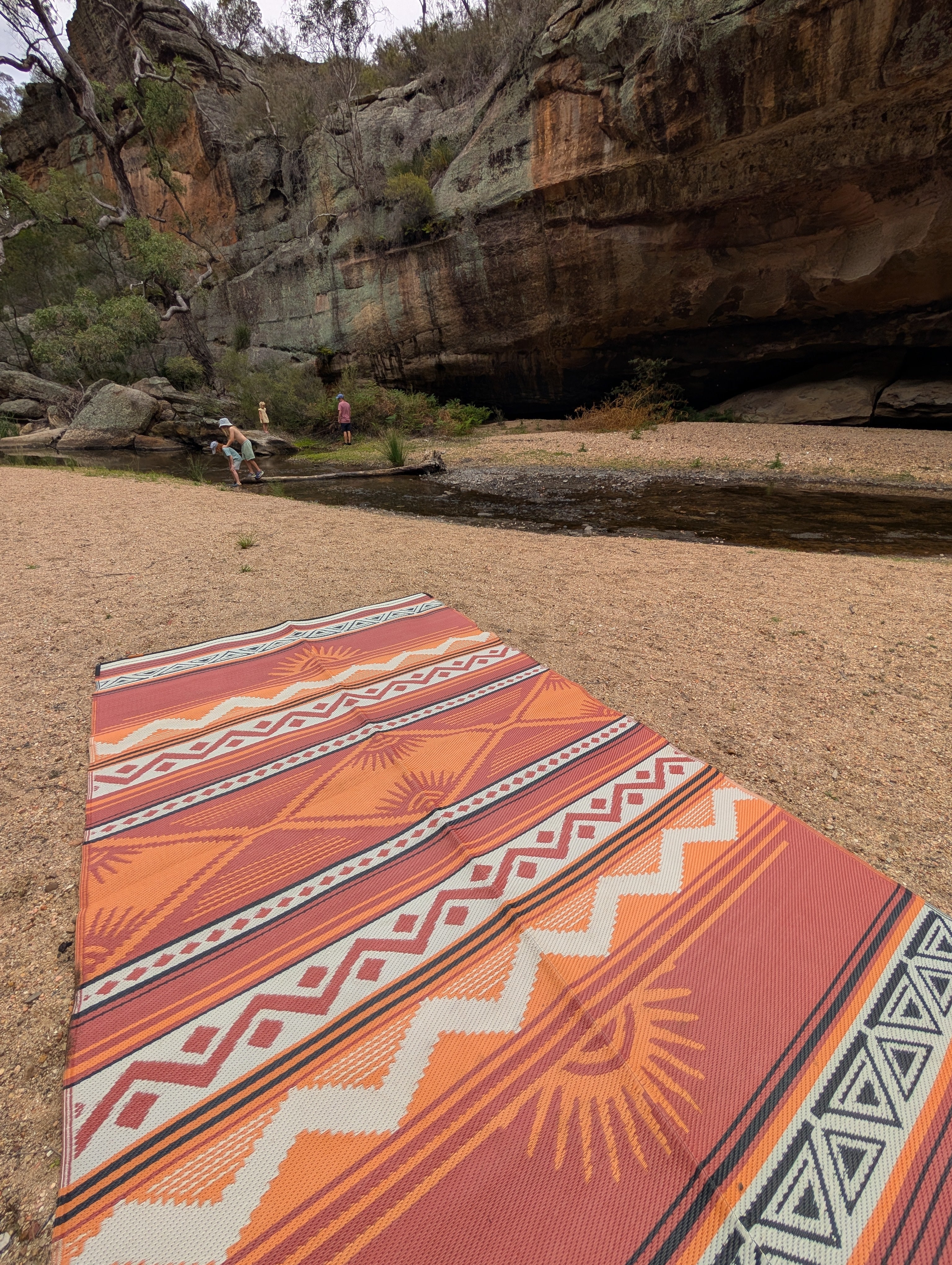 THE NOMAD CAMPING MAT